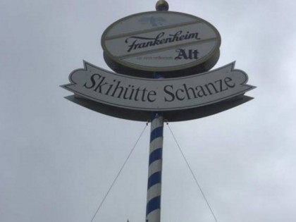 照片: Skih&amp;uuml;tte Schanze